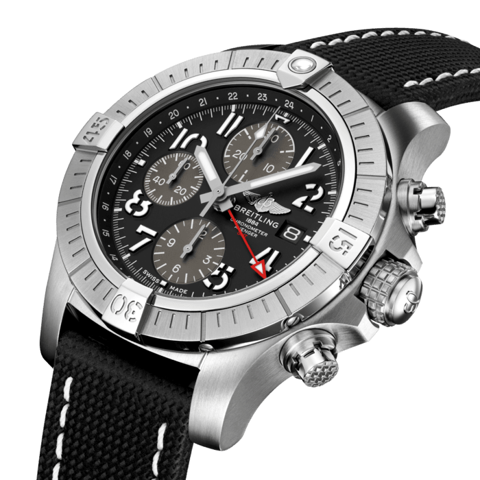 Breitling Avenger Chronograph GMT 45 Edelstahl Schwarz A24315101B1X1-1