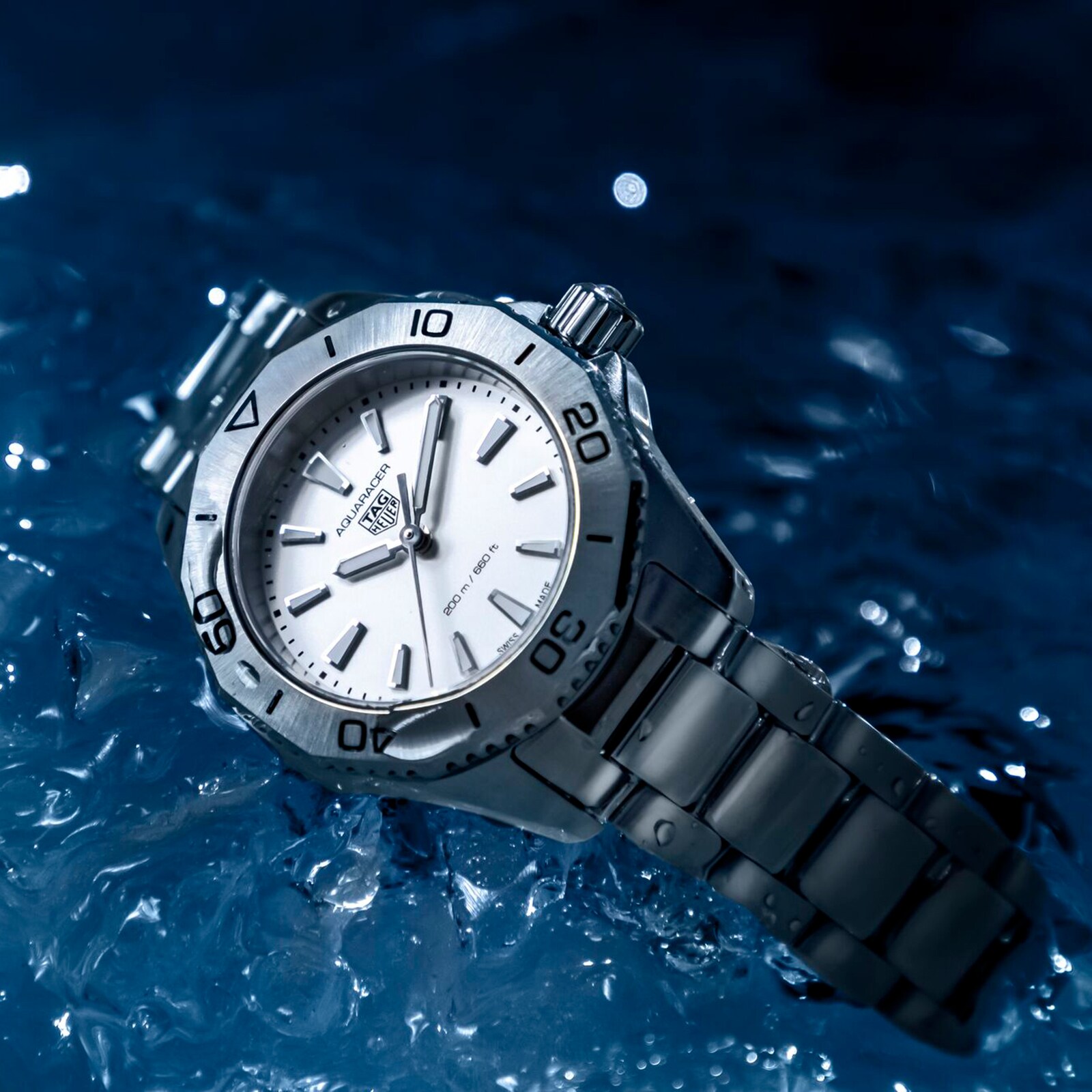 Tag Heuer Aquaracer Professional 200 30 -mm Ladies WBP1411.BA0622-8