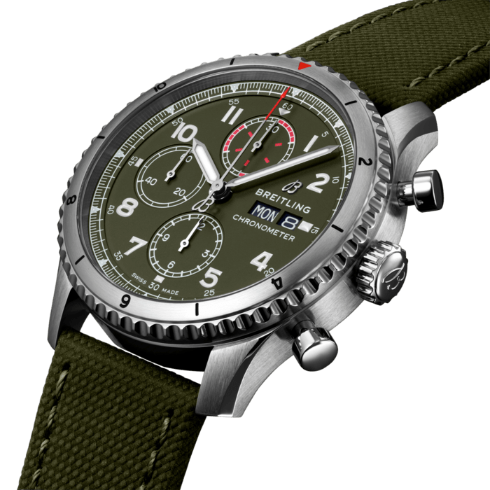 Breitling Aviator 8 Chronograph 43 Curtiss Warhawk Edelstahl Grün A133161A1L1X1-1