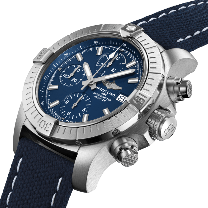 Breitling Avenger Chronograph 43 Edelstahlblau A13385101C1x1-1