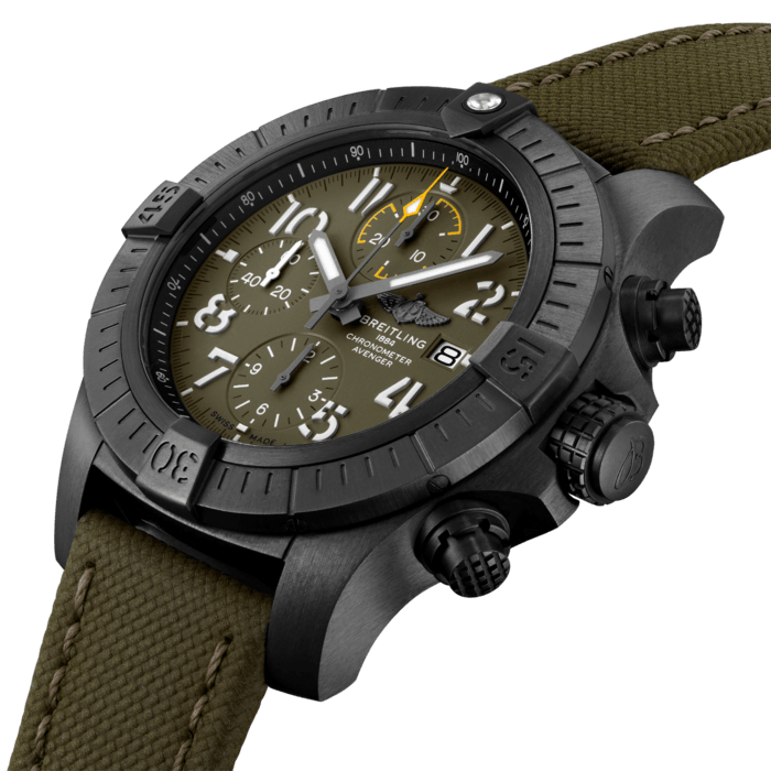Breitling Avenger Chronograph 45 Night Mission DLC-beschichtete Titangrün v13317101l1x1-1