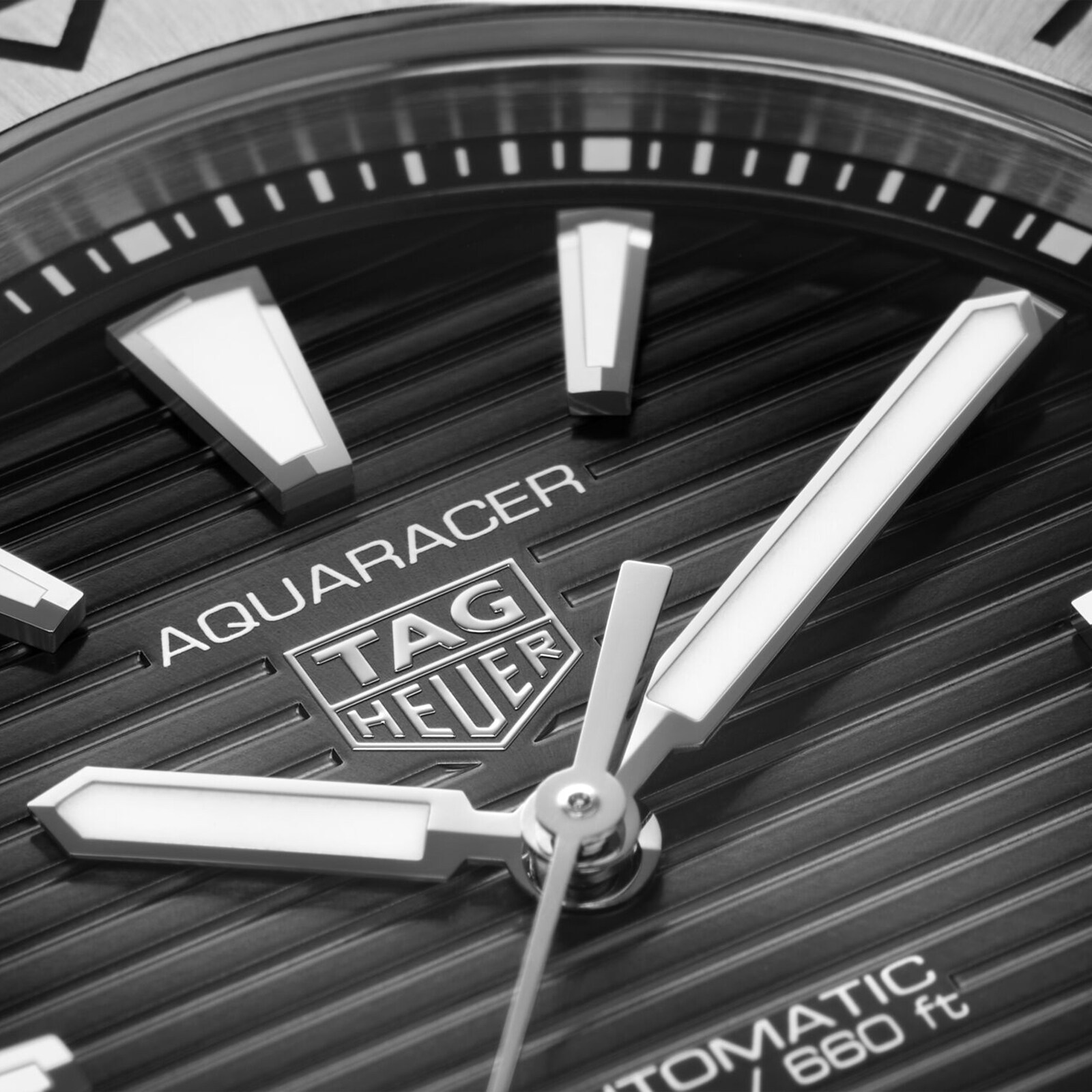 Tag Heuer Aquaracer Professional 200 40mm Herren WBP2110.ba0627-5