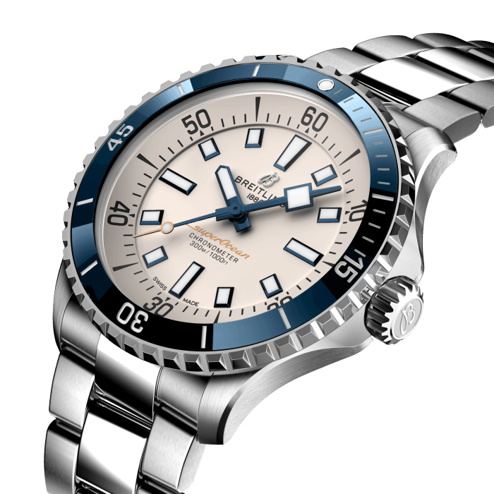 Breitling Superocean Automatic 42 Edelstahlcreme A17375E71G1A1-1